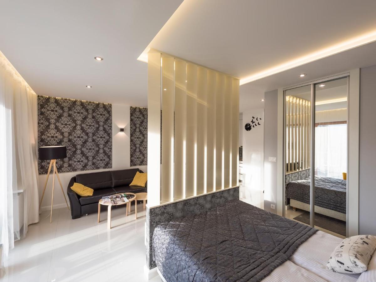 Black Pearl Apartment Krakow Ngoại thất bức ảnh